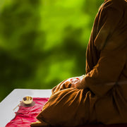 Mini bol chantant utilisé en séance de méditation — VITALIA PARIS