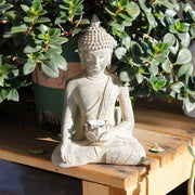 Statue Bouddha jardin zen en situation deco exterieure — VITALIA PARIS
