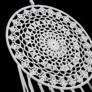 Attrape-rêves blanc, détail du tissage artisanal en dentelle — VITALIA PARIS
